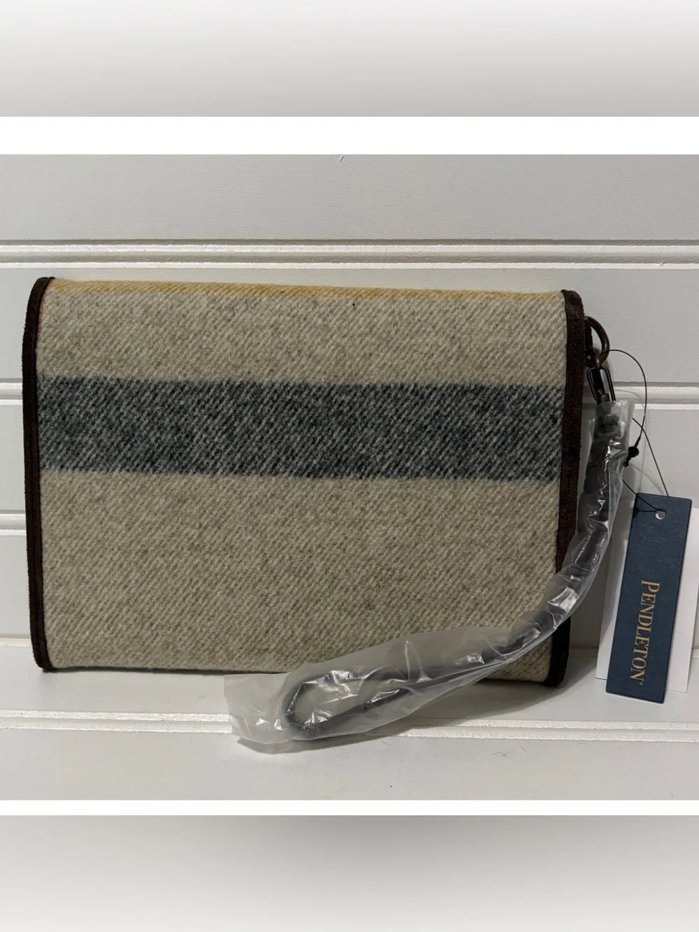 PENDLETON National Park Glacier Stripe Smartphone 100% Virgin Wool Wallet  NEW